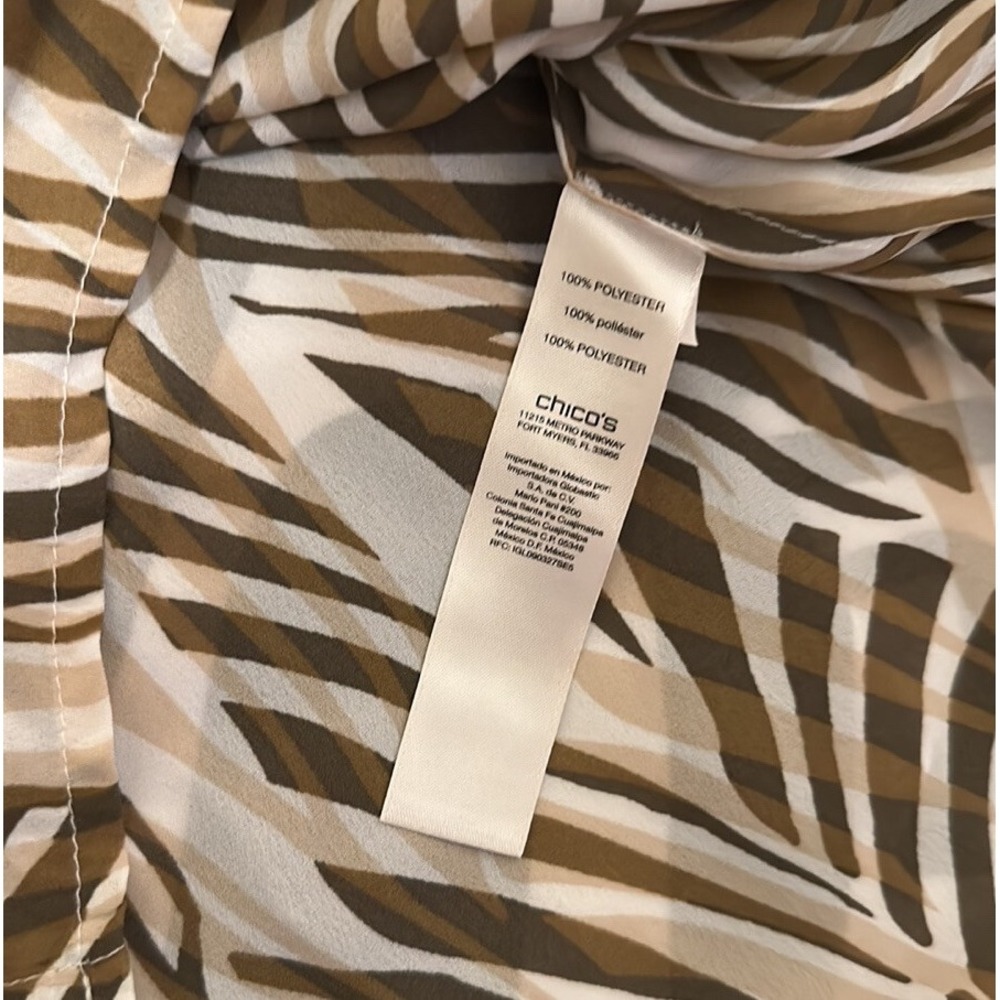 Chico's Women's White/Brown Palm Tree Tunic Top Size 1 (M/8) - Picture 6 of 6